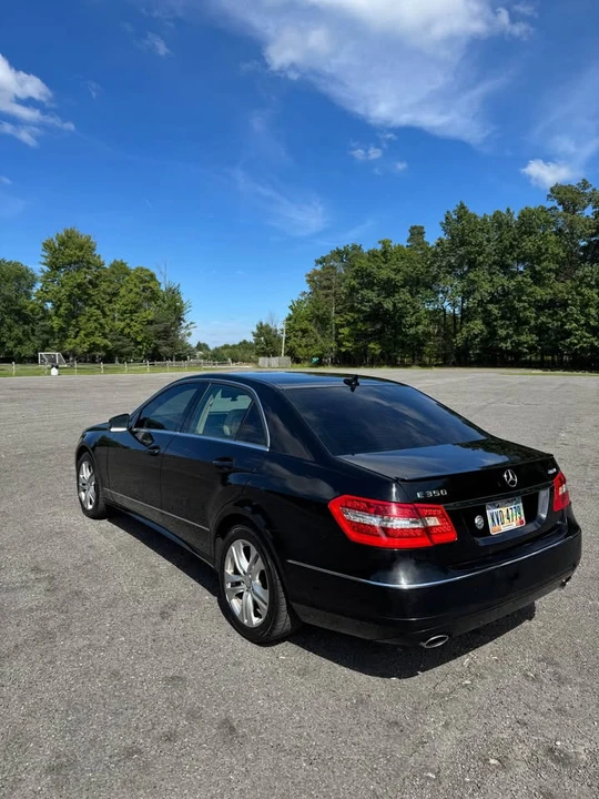 2011 Mercedes-Benz W212 E-Class - Image 5 of 12