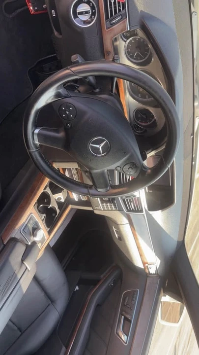 2011 Mercedes-Benz W212 E-Class - Image 14 of 16