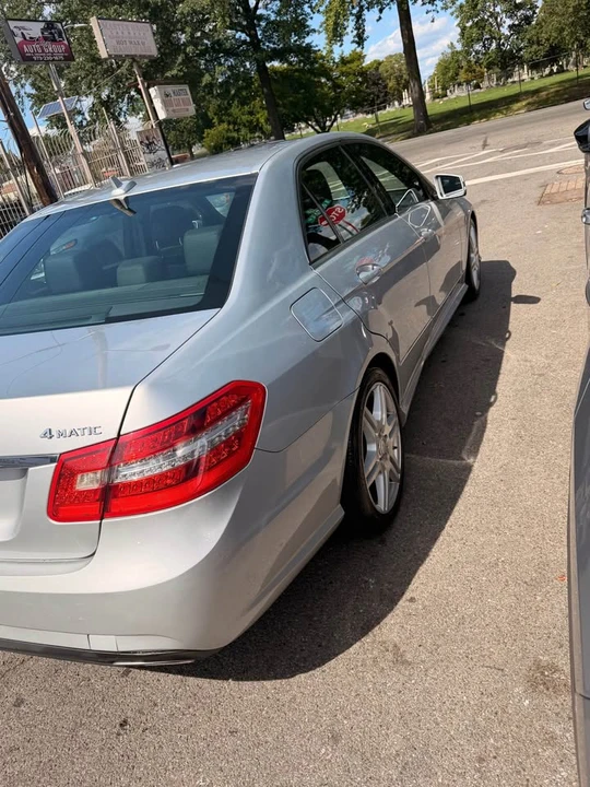 2011 Mercedes-Benz W212 E-Class - Image 5 of 14