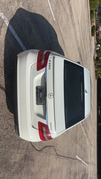 2011 Mercedes-Benz W212 E-Class - Image 6 of 16