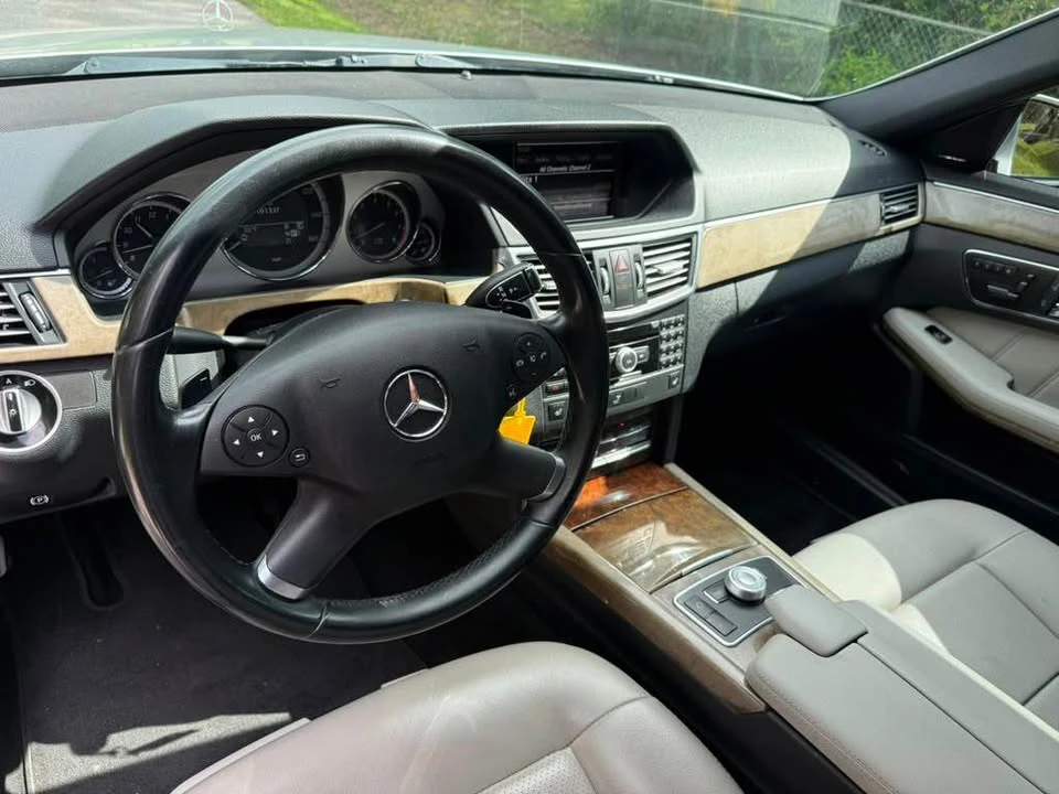 2011 Mercedes-Benz W212 E-Class - Image 12 of 19