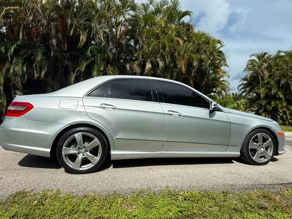 2011 Mercedes-Benz W212 E-Class - Image 8 of 19