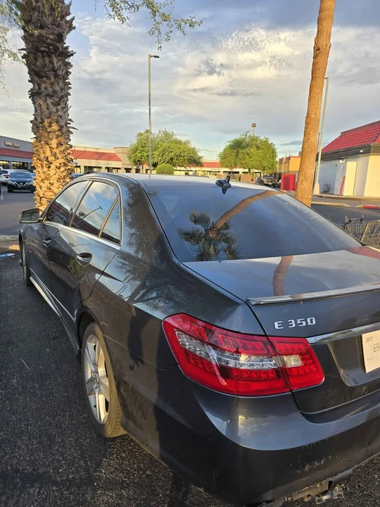 2011 Mercedes-Benz W212 E-Class - Image 2 of 3