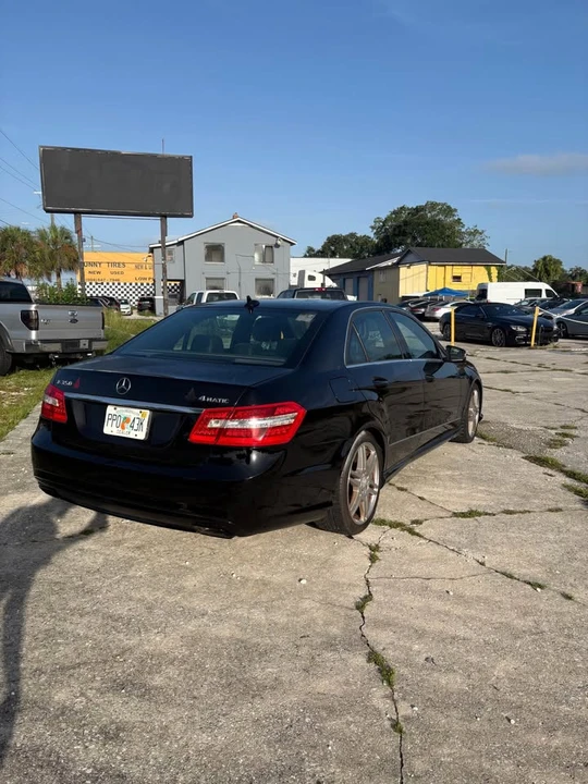 2011 Mercedes-Benz W212 E-Class - Image 5 of 11