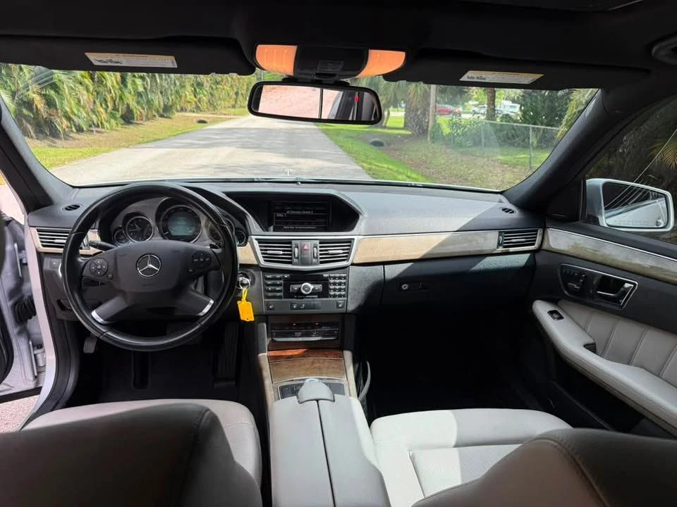2011 Mercedes-Benz W212 E-Class - Image 13 of 19