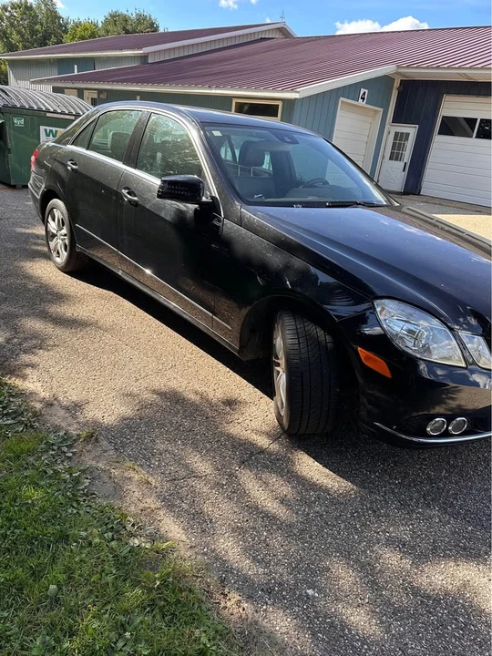 2011 Mercedes-Benz W212 E-Class - Image 3 of 13