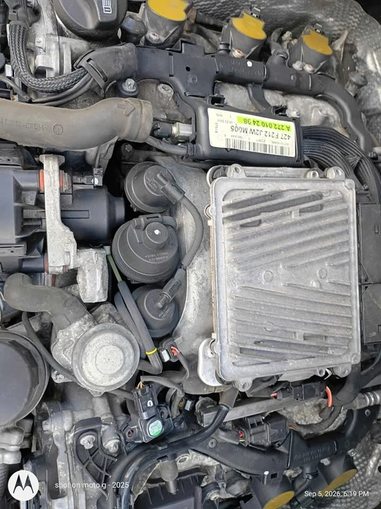 2011 Mercedes-Benz W212 E-Class - Image 7 of 16
