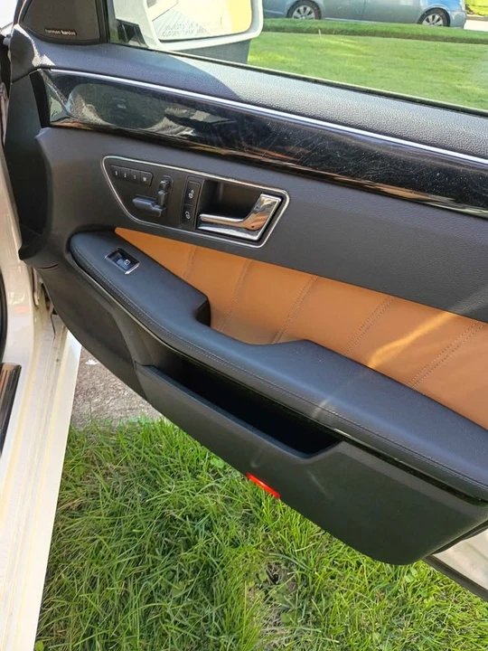 2011 Mercedes-Benz W212 E-Class - Image 11 of 19