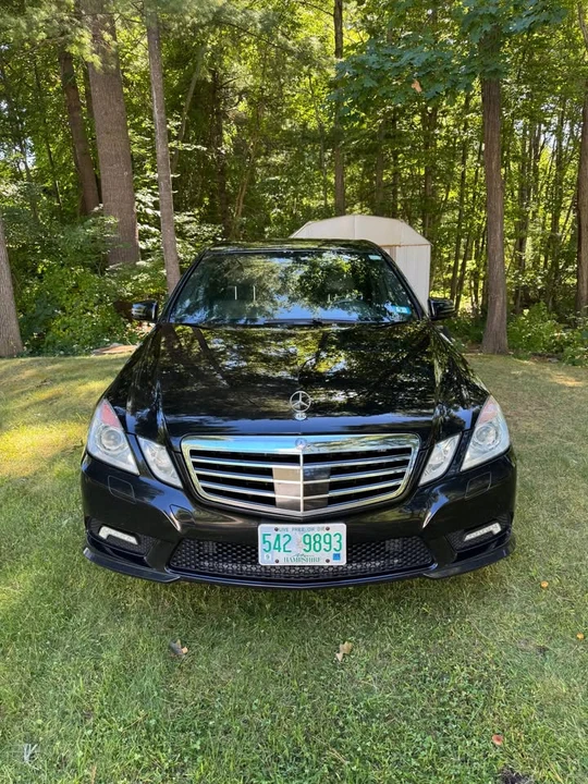 2011 Mercedes-Benz W212 E-Class - Image 2 of 17