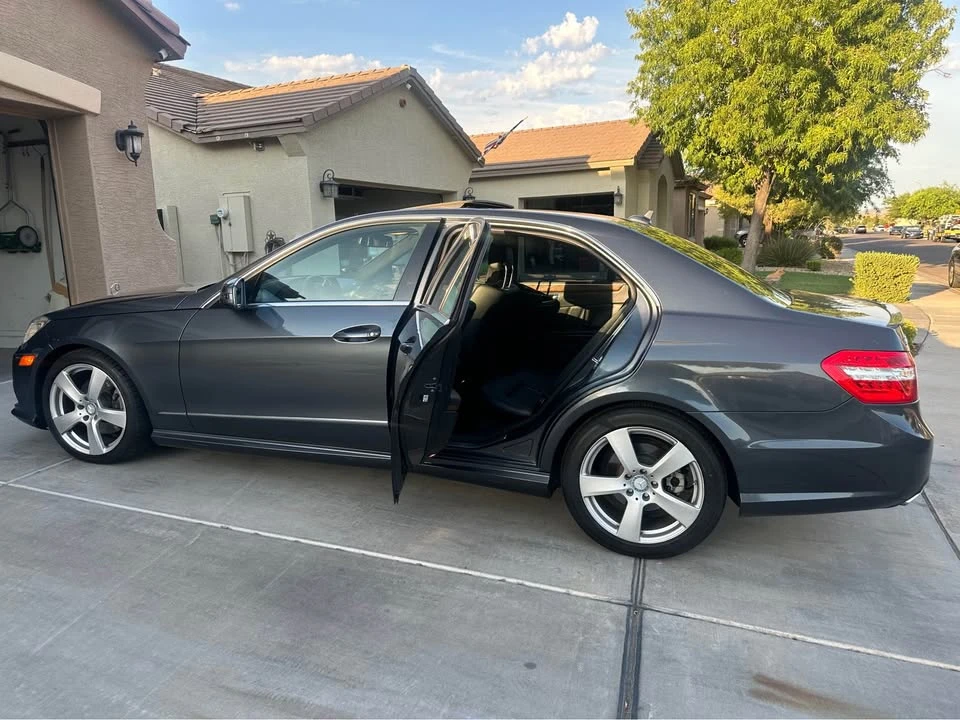 2011 Mercedes-Benz W212 E-Class - Image 9 of 20