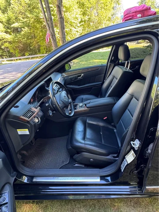 2011 Mercedes-Benz W212 E-Class - Image 9 of 17
