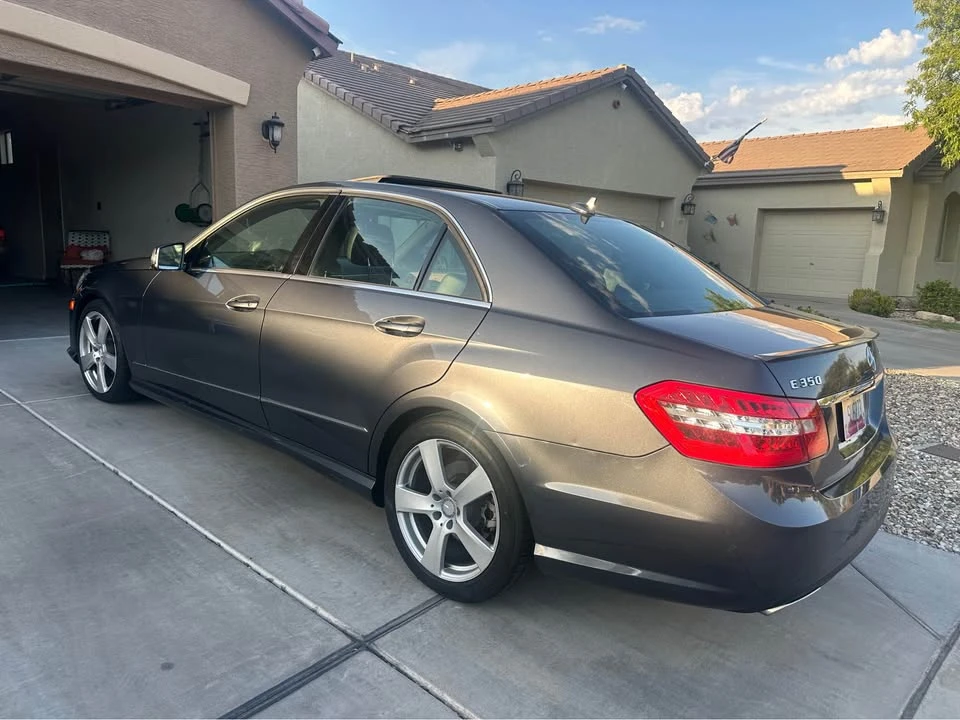 2011 Mercedes-Benz W212 E-Class - Image 2 of 20