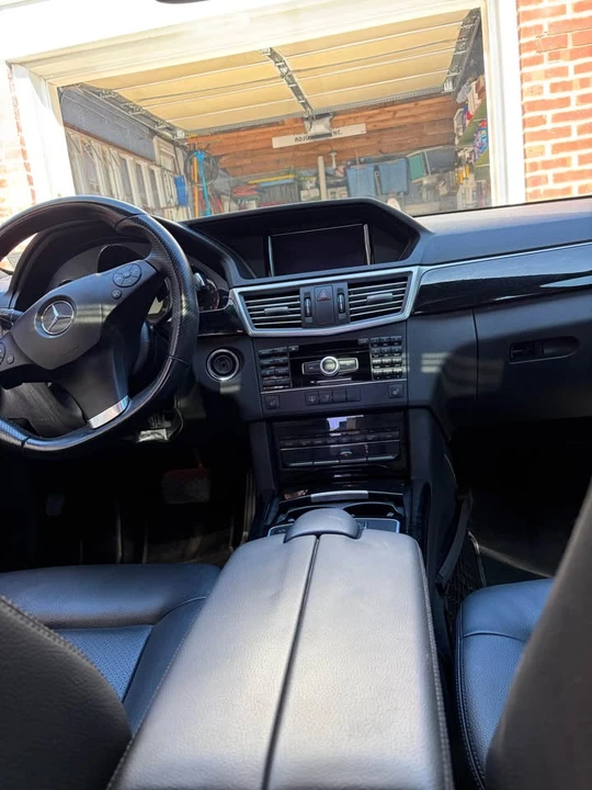 2011 Mercedes-Benz W212 E-Class - Image 15 of 15
