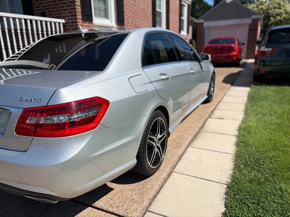 2011 Mercedes-Benz W212 E-Class - Image 9 of 15