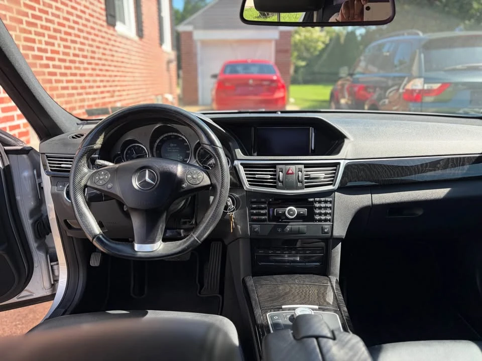 2011 Mercedes-Benz W212 E-Class - Image 8 of 15