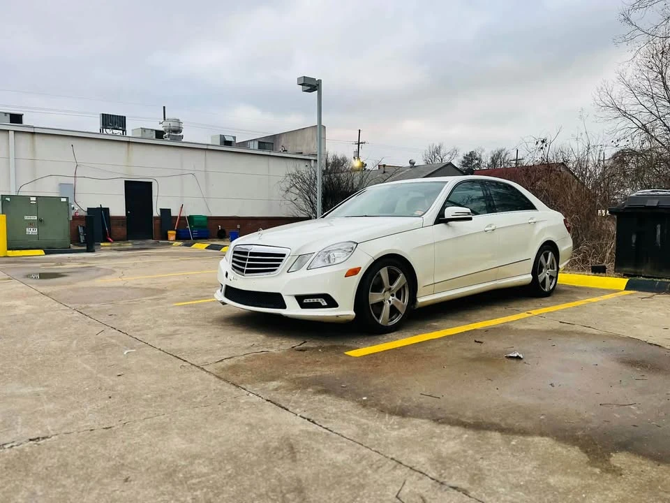 2011 Mercedes-Benz W212 E-Class - Image 9 of 20