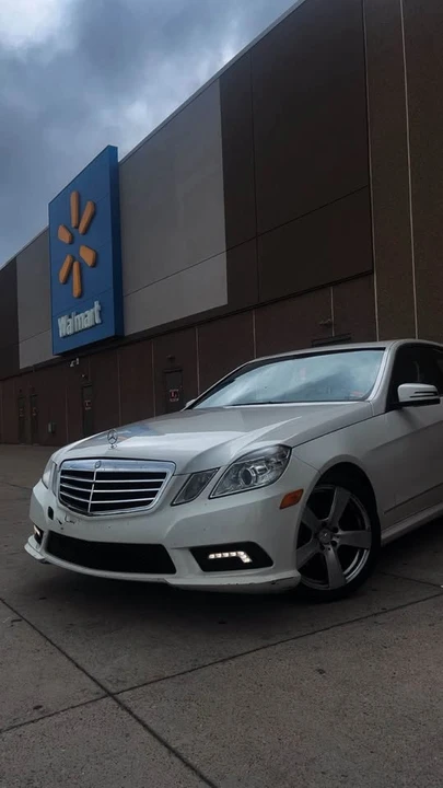 2011 Mercedes-Benz W212 E-Class - Image 4 of 20