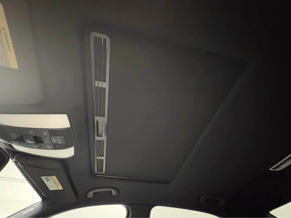2011 Mercedes-Benz W212 E-Class - Image 11 of 14