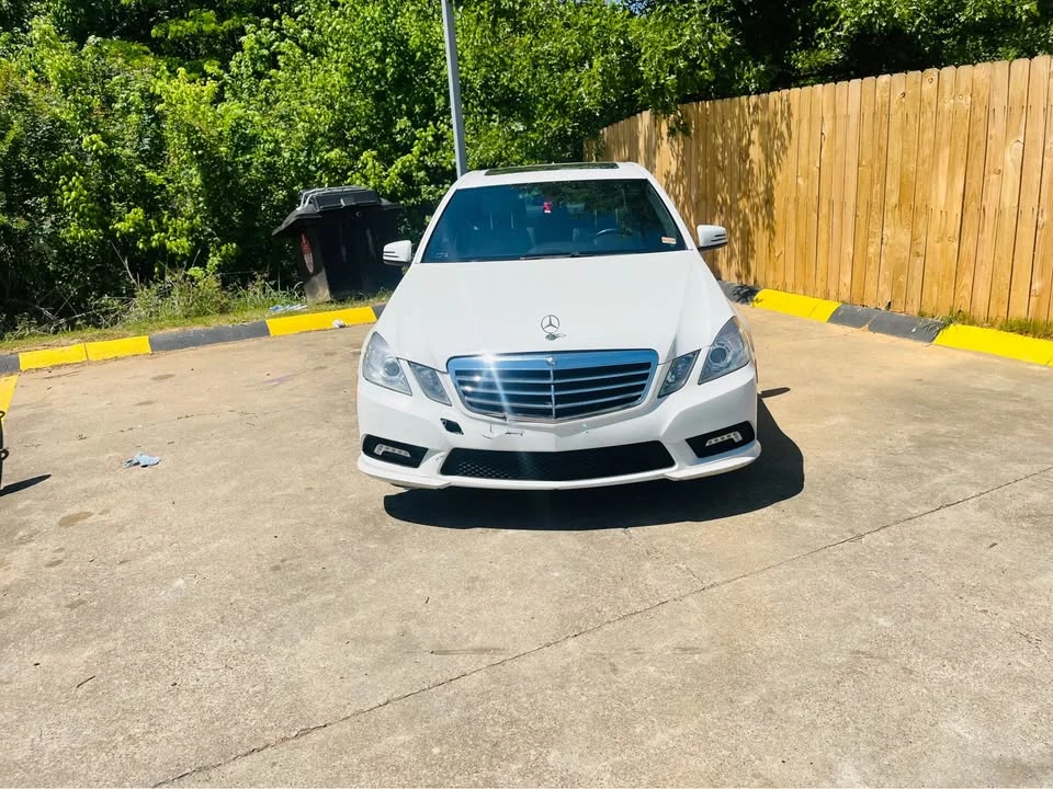 2011 Mercedes-Benz W212 E-Class - Image 15 of 20