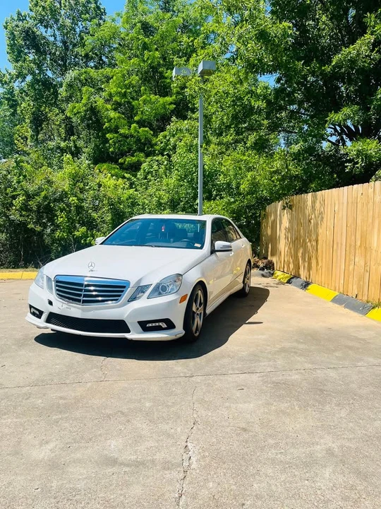 2011 Mercedes-Benz W212 E-Class - Image 7 of 20