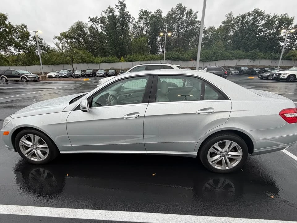 2011 Mercedes-Benz W212 E-Class - Image 6 of 20