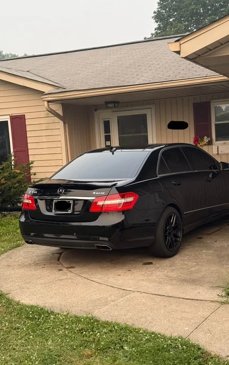 2011 Mercedes-Benz W212 E-Class - Image 15 of 15