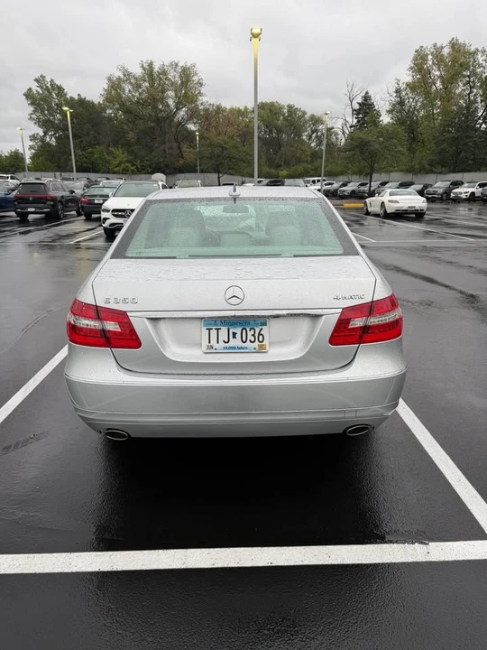 2011 Mercedes-Benz W212 E-Class - Image 5 of 20