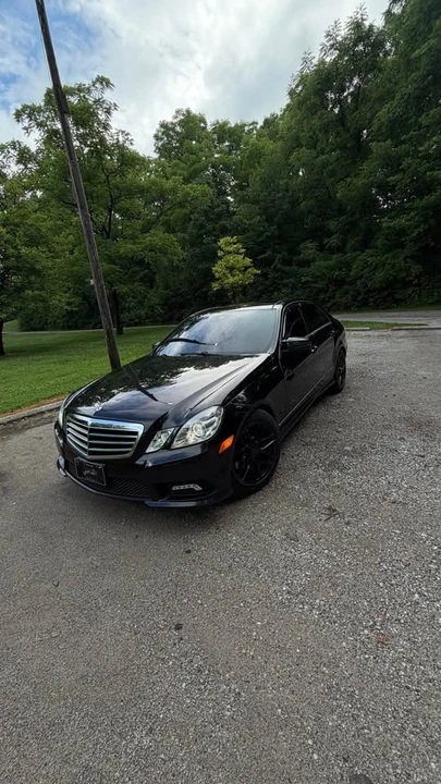 2011 Mercedes-Benz W212 E-Class - Image 4 of 15