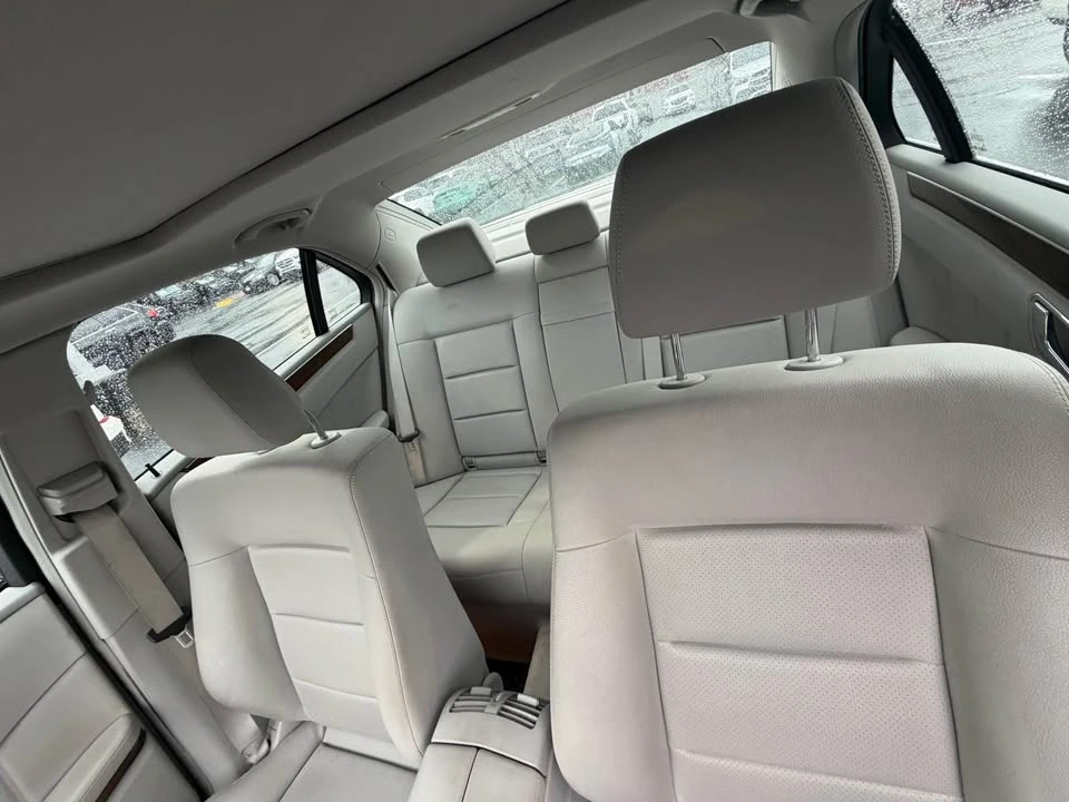 2011 Mercedes-Benz W212 E-Class - Image 11 of 20