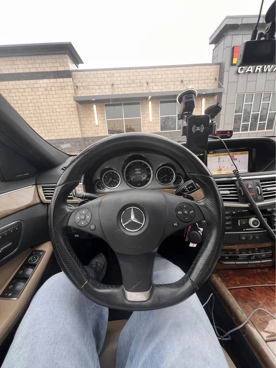 2011 Mercedes-Benz W212 E-Class - Image 12 of 15