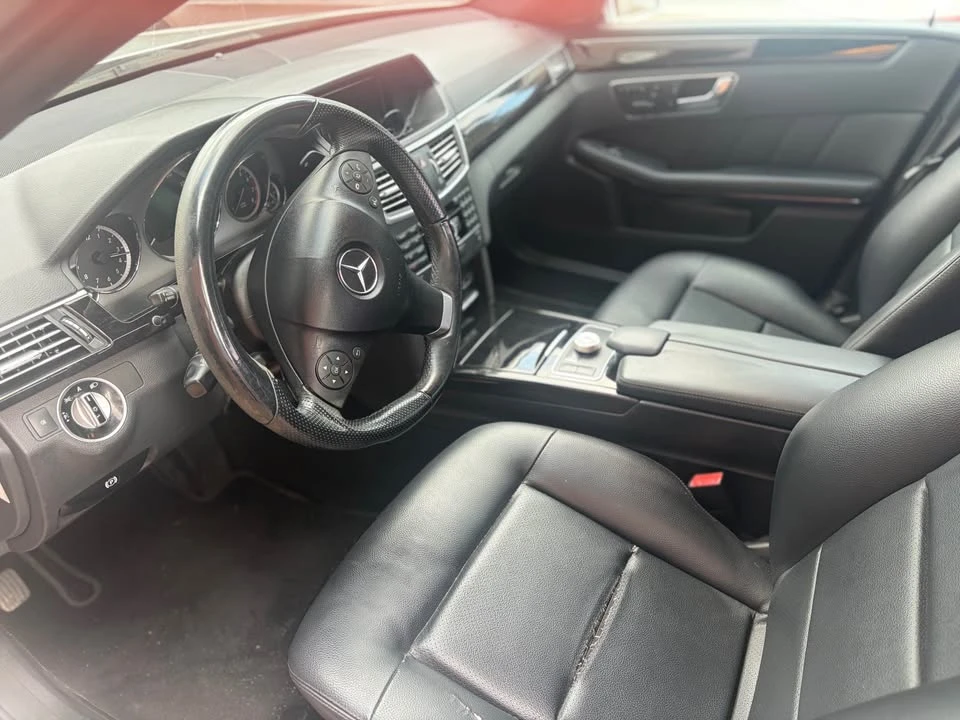 2011 Mercedes-Benz W212 E-Class - Image 11 of 15