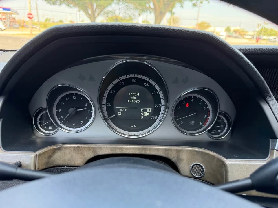 2011 Mercedes-Benz W212 E-Class - Image 17 of 19