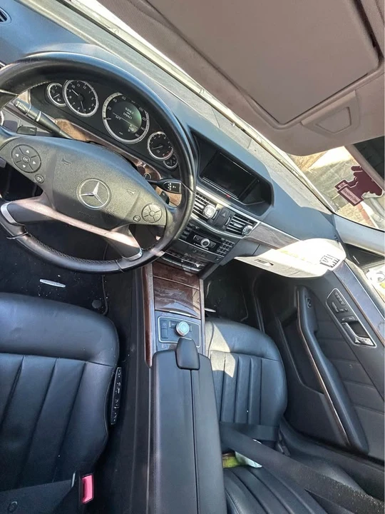 2011 Mercedes-Benz W212 E-Class - Image 11 of 13