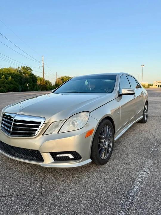 2011 Mercedes-Benz W212 E-Class - Image 2 of 6