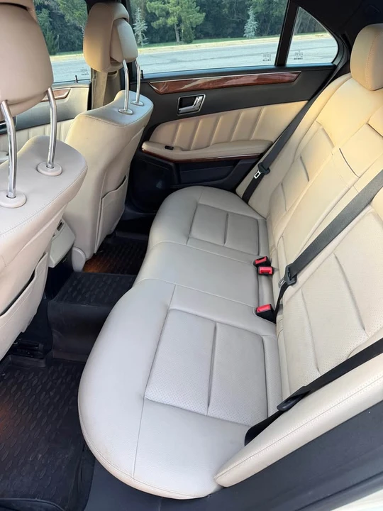 2011 Mercedes-Benz W212 E-Class - Image 6 of 6
