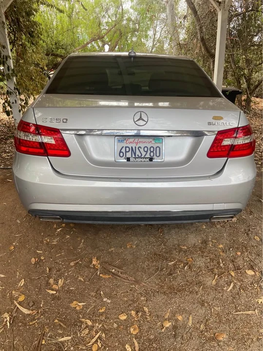 2011 Mercedes-Benz W212 E-Class - Image 2 of 13