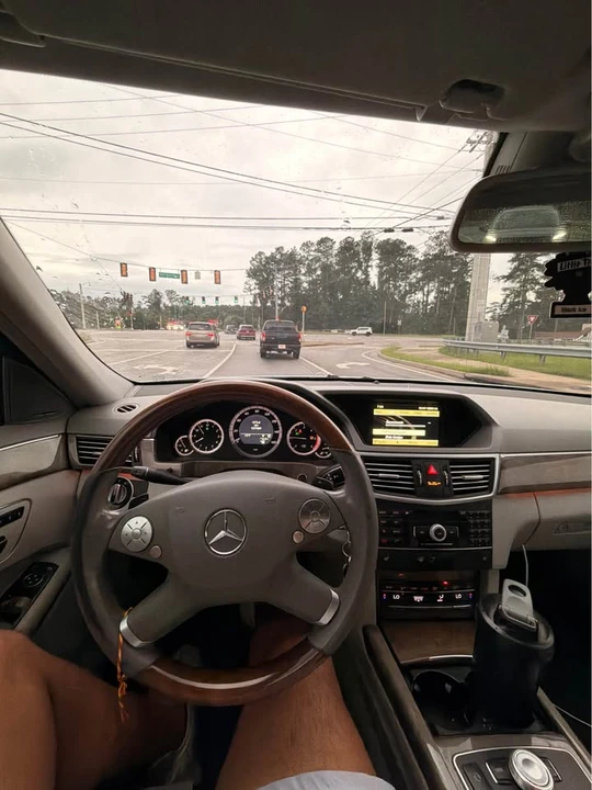 2011 Mercedes-Benz W212 E-Class - Image 6 of 6