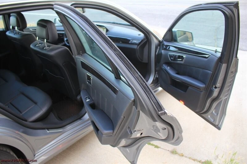 2011 Mercedes-Benz W212 E-Class - Image 15 of 22