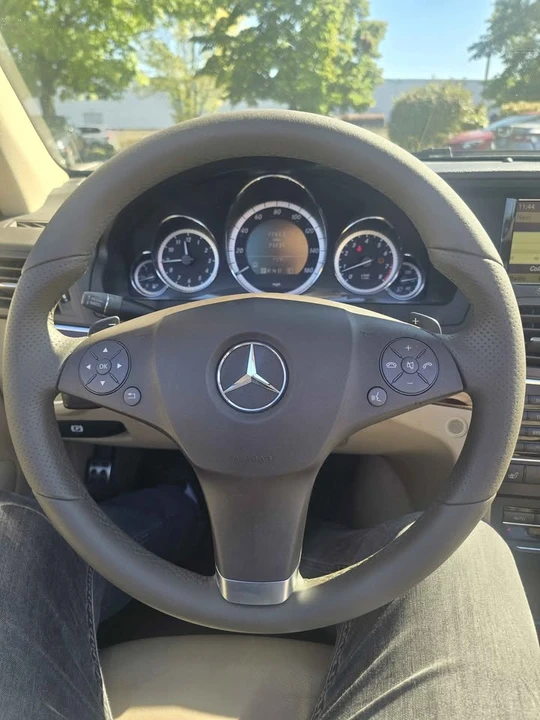 2011 Mercedes-Benz C207/A207 E-Class Coupe & Convertible - Image 12 of 17