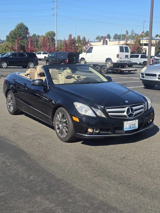 2011 Mercedes-Benz C207/A207 E-Class Coupe & Convertible - Image 2 of 17