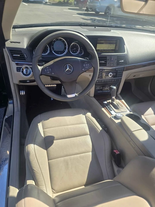 2011 Mercedes-Benz C207/A207 E-Class Coupe & Convertible - Image 9 of 17