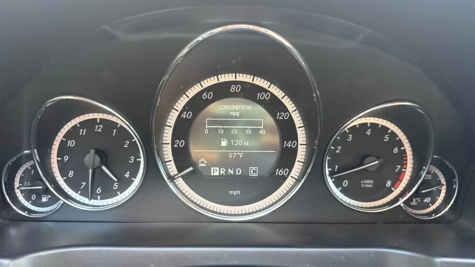 2011 Mercedes-Benz C207/A207 E-Class Coupe & Convertible - Image 14 of 20