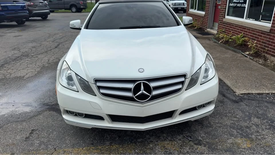 2011 Mercedes-Benz C207/A207 E-Class Coupe & Convertible - Image 2 of 20