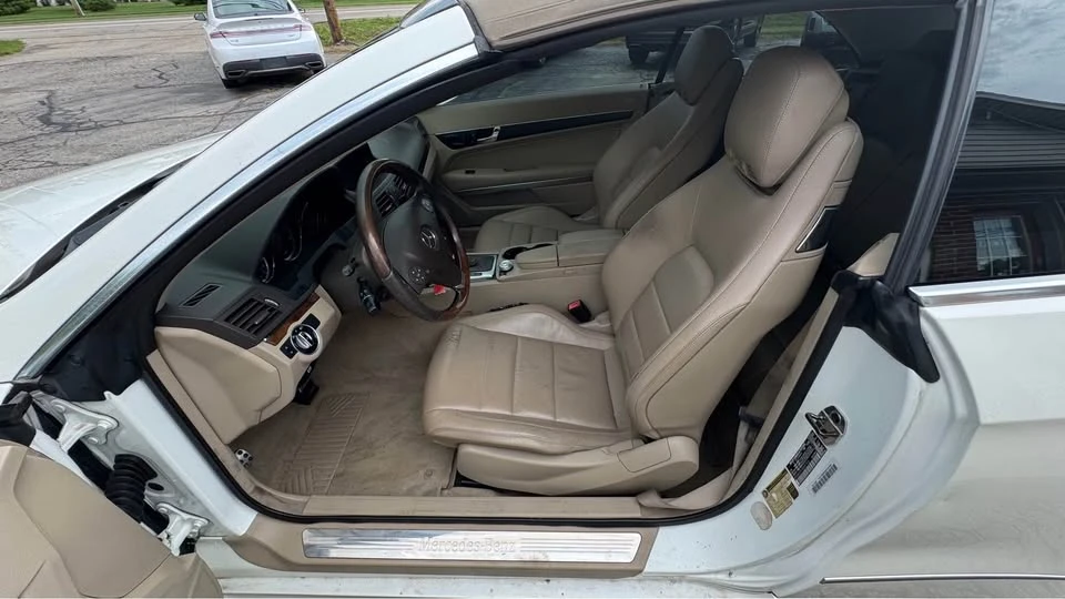 2011 Mercedes-Benz C207/A207 E-Class Coupe & Convertible - Image 9 of 20