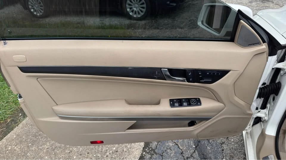 2011 Mercedes-Benz C207/A207 E-Class Coupe & Convertible - Image 11 of 20