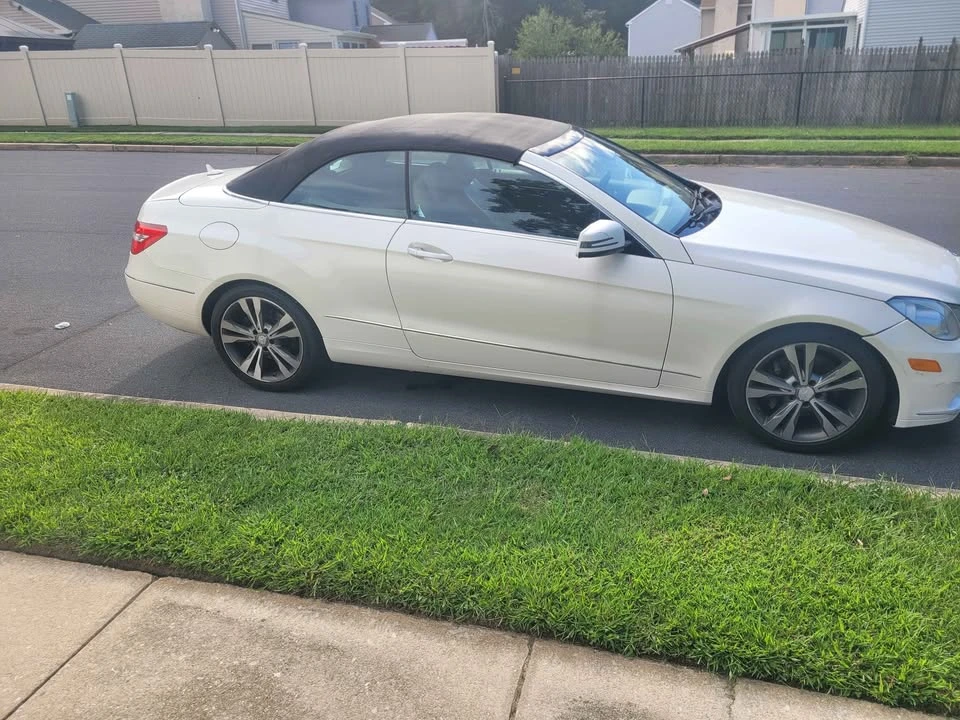 2011 Mercedes-Benz C207/A207 E-Class Coupe & Convertible - Image 4 of 16