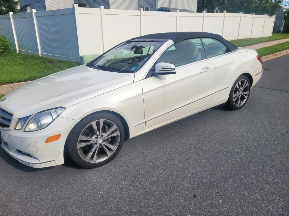 2011 Mercedes-Benz C207/A207 E-Class Coupe & Convertible - Image 2 of 16