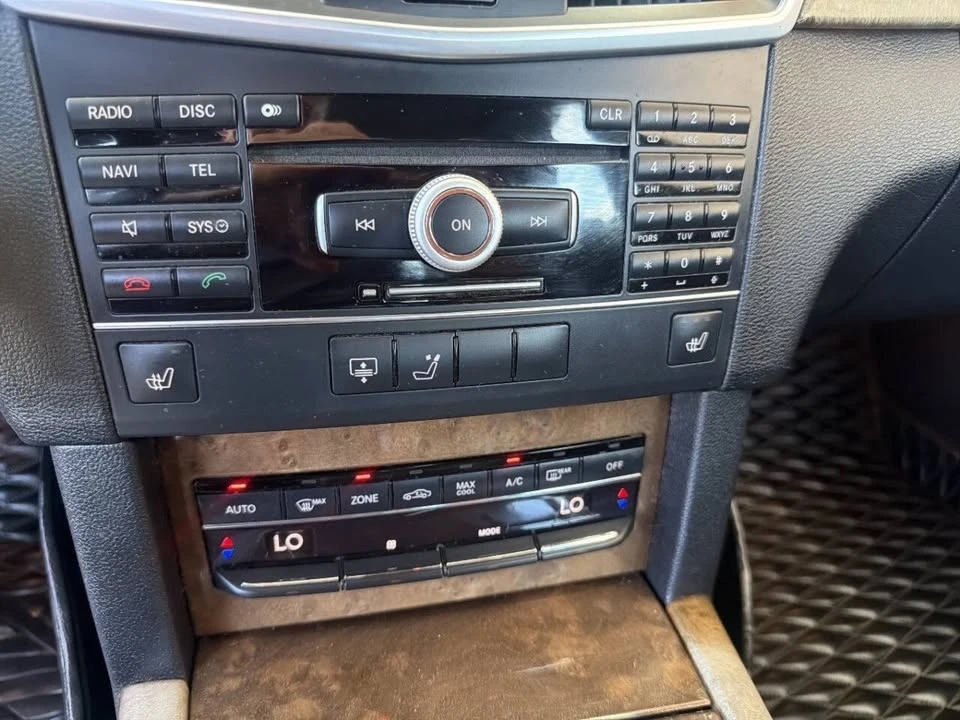2011 Mercedes-Benz W212 E-Class - Image 9 of 10