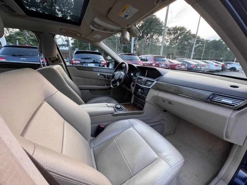 2011 Mercedes-Benz W212 E-Class - Image 11 of 20