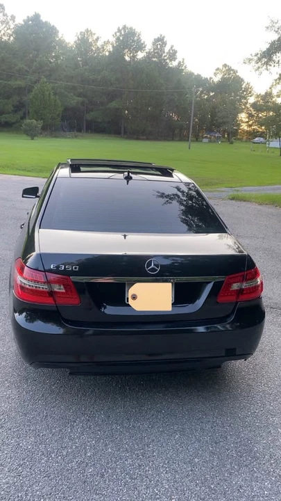 2011 Mercedes-Benz W212 E-Class - Image 6 of 12